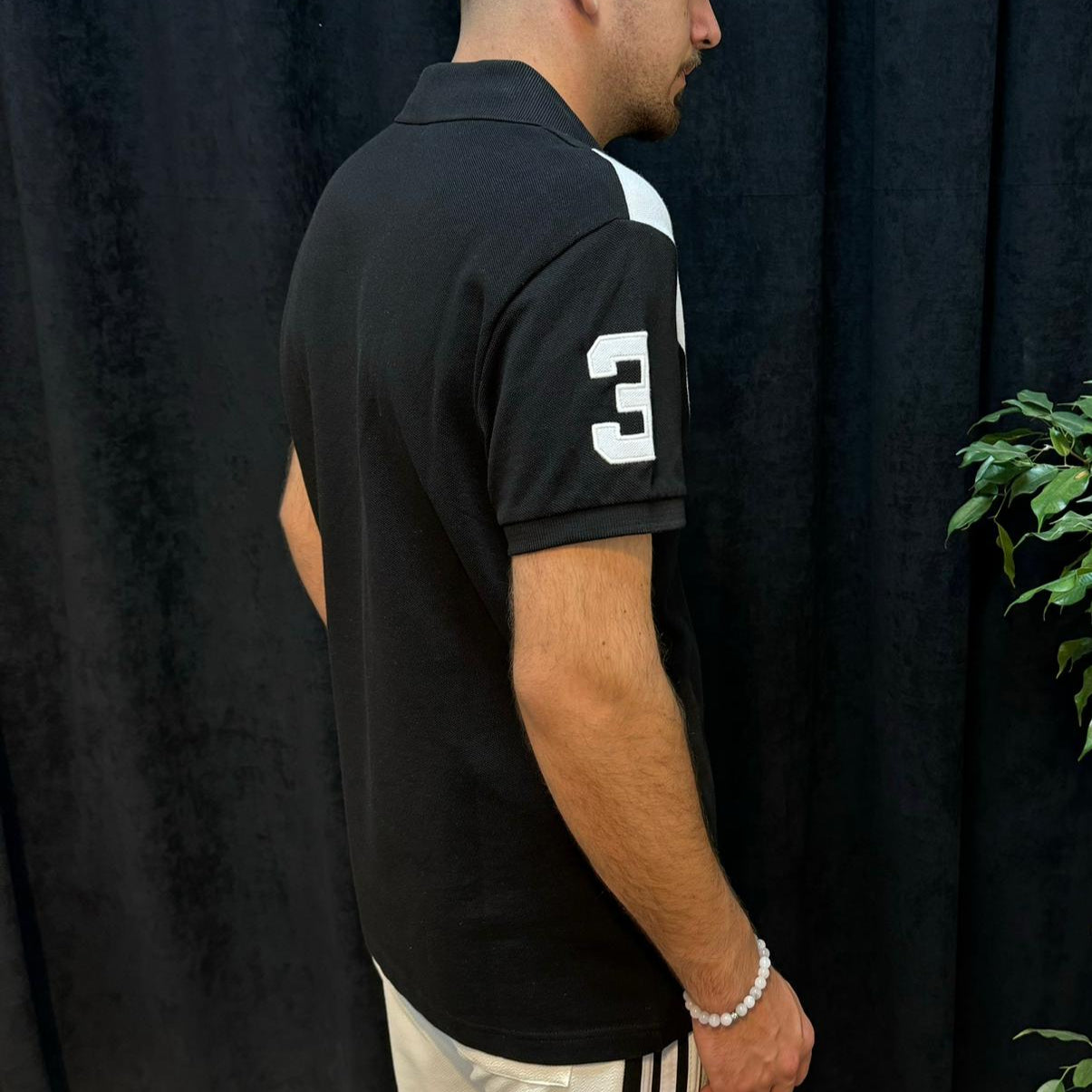 Polo Yaka Tişört Beyaz Detaylı Siyah