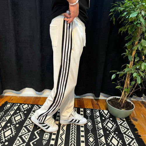 Siyah Şeritli Eşofman Altı Beyaz